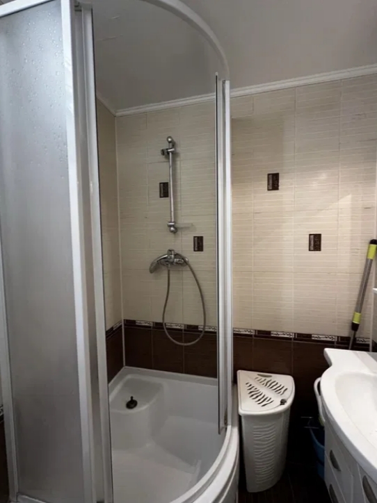 продажа однокомнатной квартиры номер A-174367 в Малиновском районе, фото номер 5